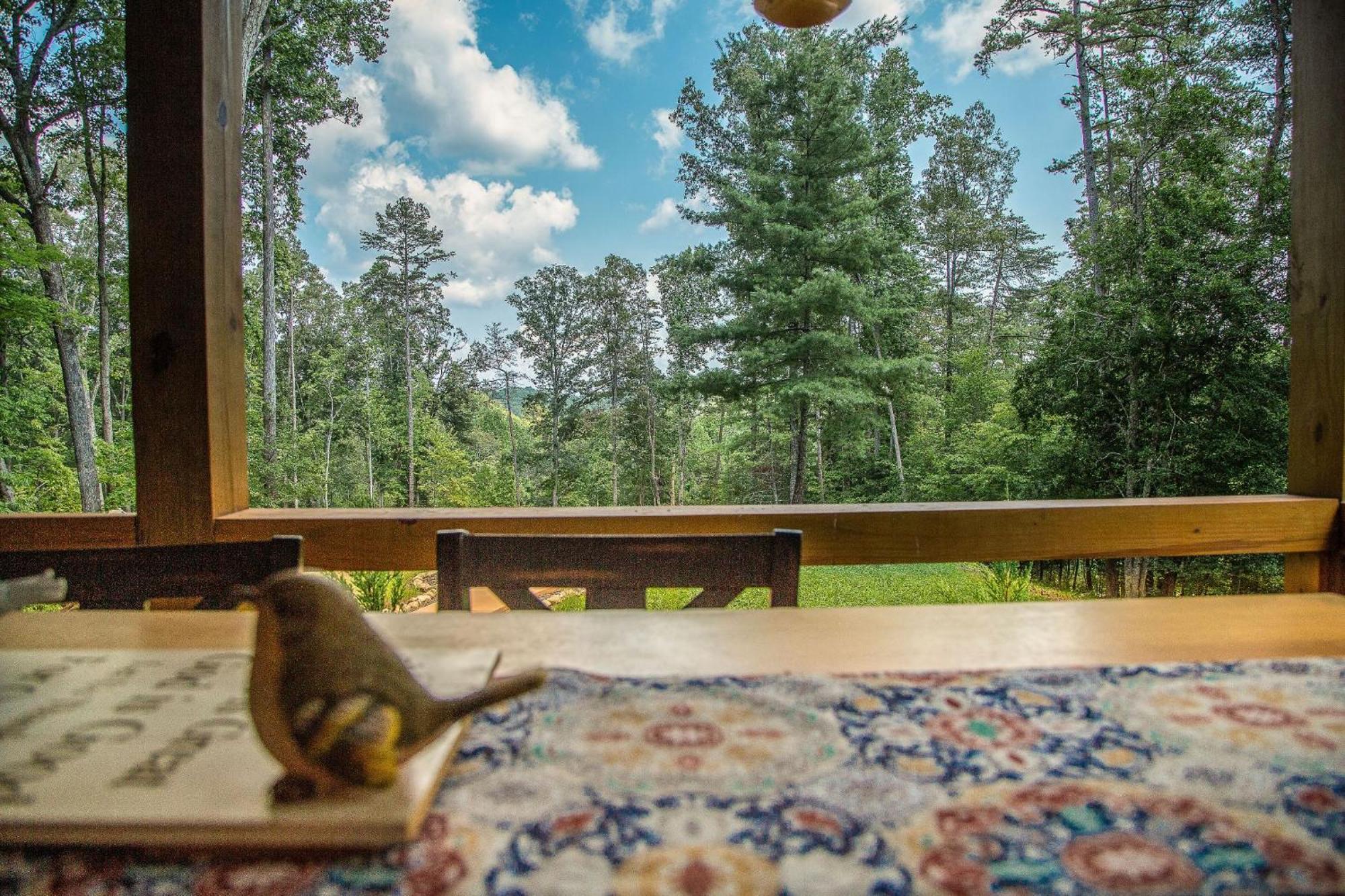 Adore The Smores Rustic Mountain Charm Outdoor Spaces And A Cozy Hot Tub Blue Ridge Esterno foto